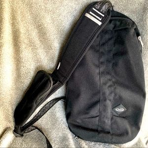 Chaco Redlands sling pack bag - Black